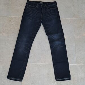 NWOT Men' Slim Straight Jeans